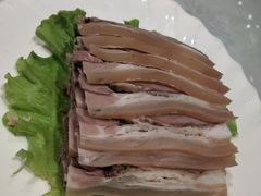 -品悦酒店(三林古镇店)