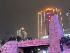 -观音桥步行街
