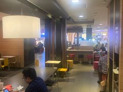 大堂-麦当劳(城西银泰店)