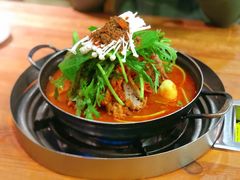 土豆排骨火锅-喇喇排骨火锅·传统韩式脊骨汤(望京西园总店)