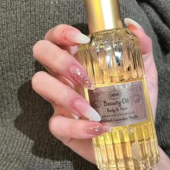 -悦指间美甲美睫