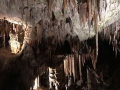 -波斯托伊纳溶洞