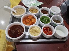 -朝伟清真铜瓢牛肉馆(三十年老·店)