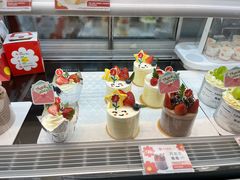 -花花卷卷·鲜食蛋糕(静安久光百货店)