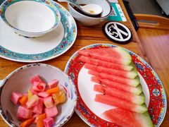 -毛辣果·贵州红酸汤牛肉火锅(西单店)