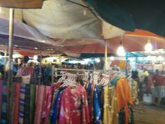 android_upload_pic-周日夜市