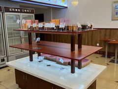 -红宝石·鲜奶小方·海派西点房(南丹店)