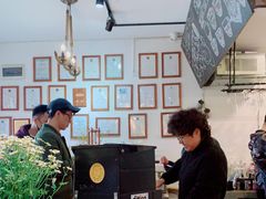 -唐咖精品咖啡(大理古城手冲店)