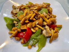 -鸿亨泰杂鱼馆(港馨家园店)