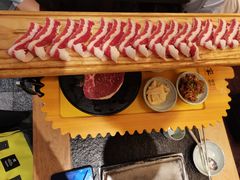 一米长盘牛五花-犟牛家·榴莲烤肉(五棵松店)