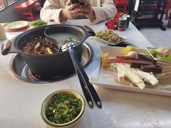 -俭让佬妈现卤串串(温江总店)
