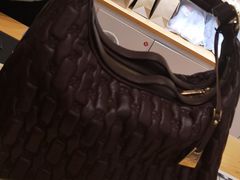 -爱革·奢品·鞋包·衣物·家居(金桥国际商业广场店)
