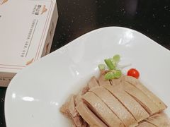 -香山湖家家宴(中山陵店)