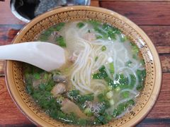 -正宗李家土鸡米线店