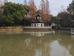 -汇龙潭