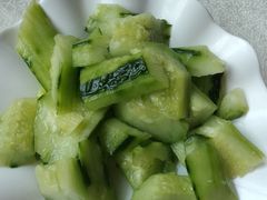 凉拌黄瓜-羊家胡同·龙虾烧烤火锅(龙汇路店)