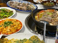 -乡土特色.冷锅鱼.牦牛肉汤锅