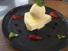 -HIGH FIVE哈福手工汉堡(桂林路店)