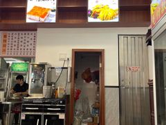-香辉食馆(新兴路店)
