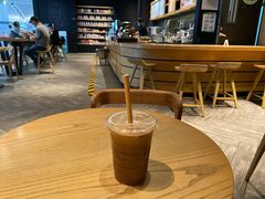 -星巴克(广州南站A18检票口楼上)