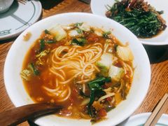 腾冲小锅米线-一坐一忘云南菜(嘉里中心店)