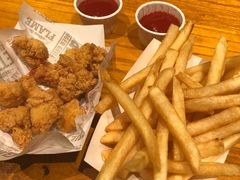 -The Habit Burger Grill 哈比特汉堡(复兴soho店)