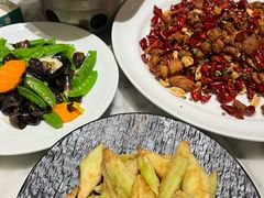 -雀蓝川菜(奥体广场店)