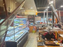 -哈尔滨小酒馆·鲜肉现穿自助烧烤(康新花园店)