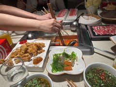 -海底捞火锅鲜切牛肉主题店(长寿路店)