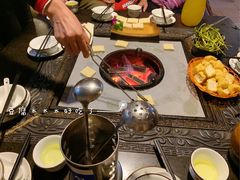 -哈吱喂丽江火塘·牦牛火锅(五一街店)