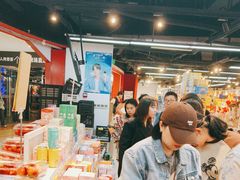 -好特卖HotMaxx(杭州滨江宝龙城店)
