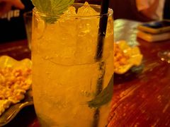 -無名记忆Music Bar夜景怀旧酒吧