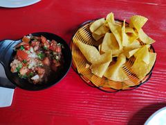 餐前玉米片-Pistolera Mexican Cantina女枪手墨西哥餐厅(碧云路店)