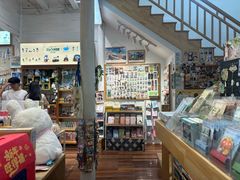 -猫的天空之城概念书店(杭州南宋御街店)