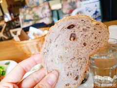 -普兰达德国餐厅·德式脆皮烤猪肘·自酿啤酒(观唐店)