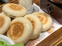 -龚兴城鱼羊吉·小亮蒸虾·武汉地标美食(苗栗路店)