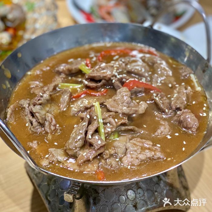 潮粤府(南翔店)沙爹牛肉图片