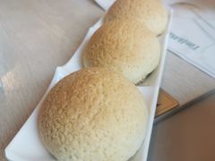 酥皮焗叉烧包-添好运点心专门店(深水埗店)