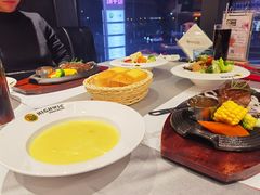 -海维克牛排馆HIGHWIC(右岸环宇坊店)