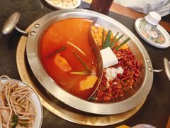 -沸炉重庆老火锅(军事博物馆店)