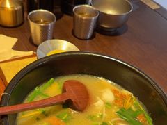 -银米·云南传统过桥米线(双廊黑金冠店)