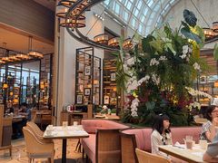 -Colony(新加坡丽思卡尔顿美年酒店)