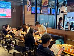 -半吨 Halfton&Friends(车公庙店)