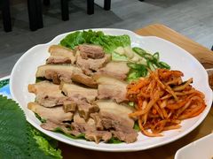 菜包白灼猪肉-山海珍味韩国料理(奥城店)