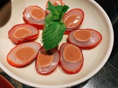 鸽蛋酿鹅肝-湖滨28中餐厅·西湖宴·杭州君悦酒店