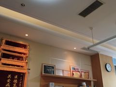 -上海仁爱医院口腔科 · 种植
