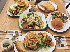 -HELLO 27 意面·沙拉·帕尼尼