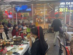 -刘姐啤酒鱼民族演艺餐厅(西街总店)