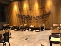 大堂-星巴克臻选(舟山凯虹广场店)