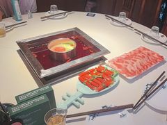 -二荆条·蜀鲜汇城市森林火锅